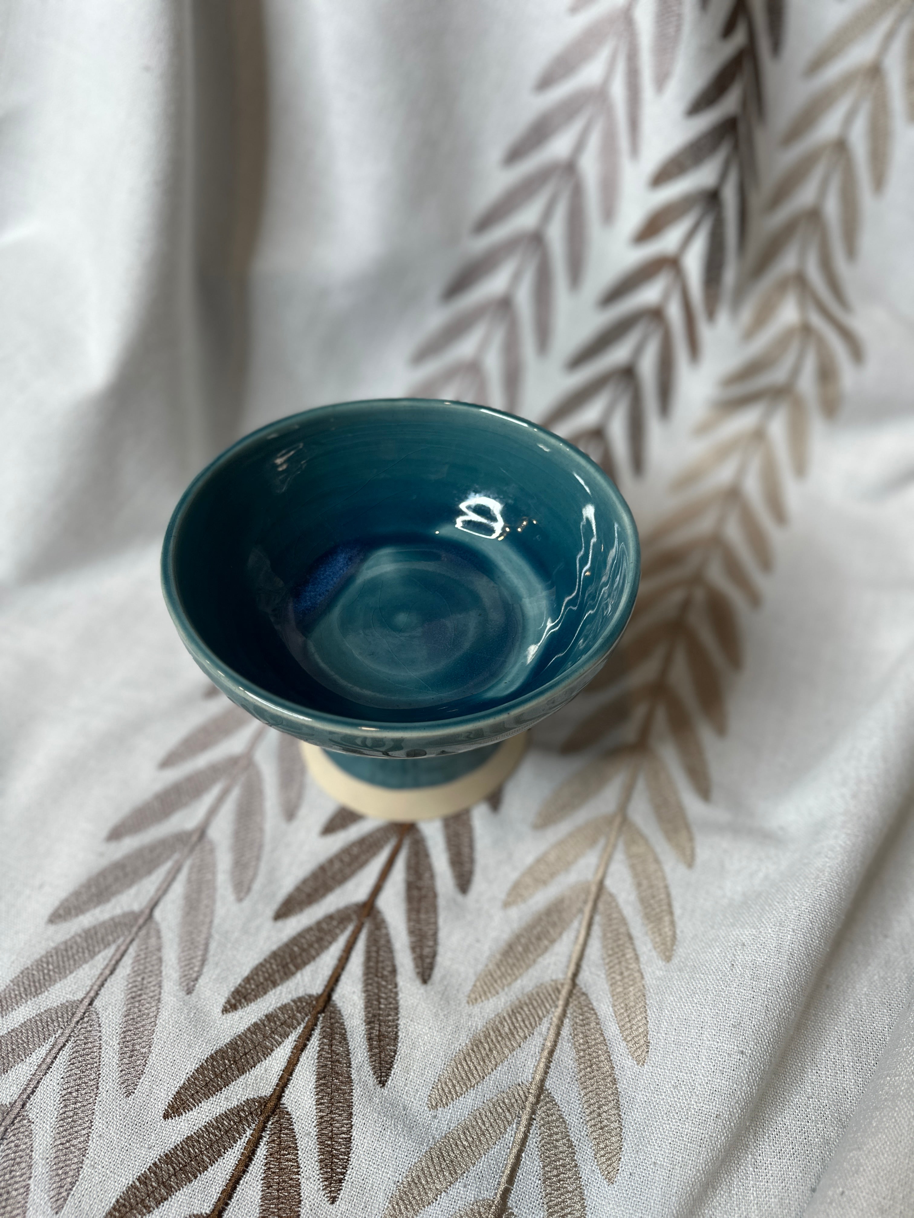 mizu pedestal bowl